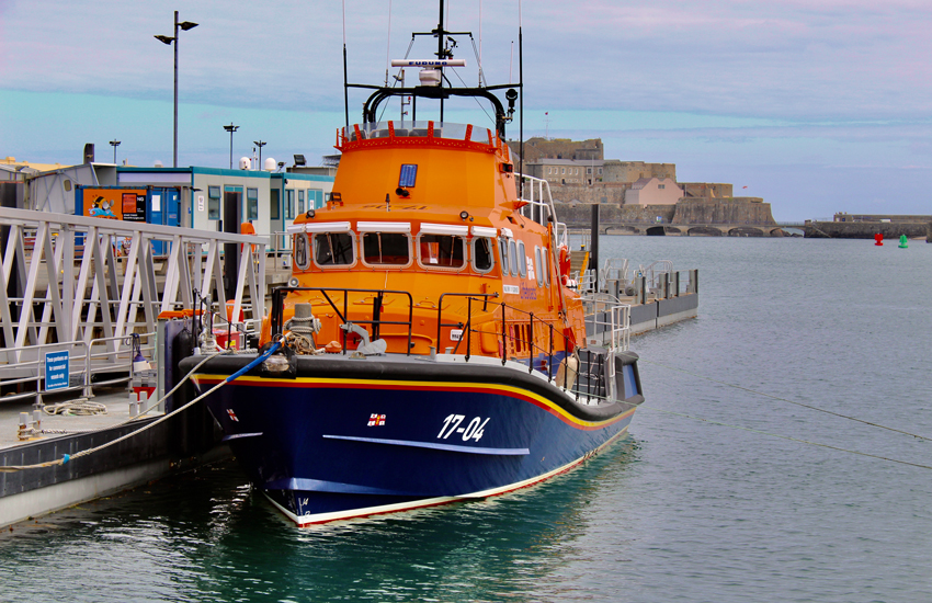 Lifeboat Spirit of Guernsey credit Dylan Ray
