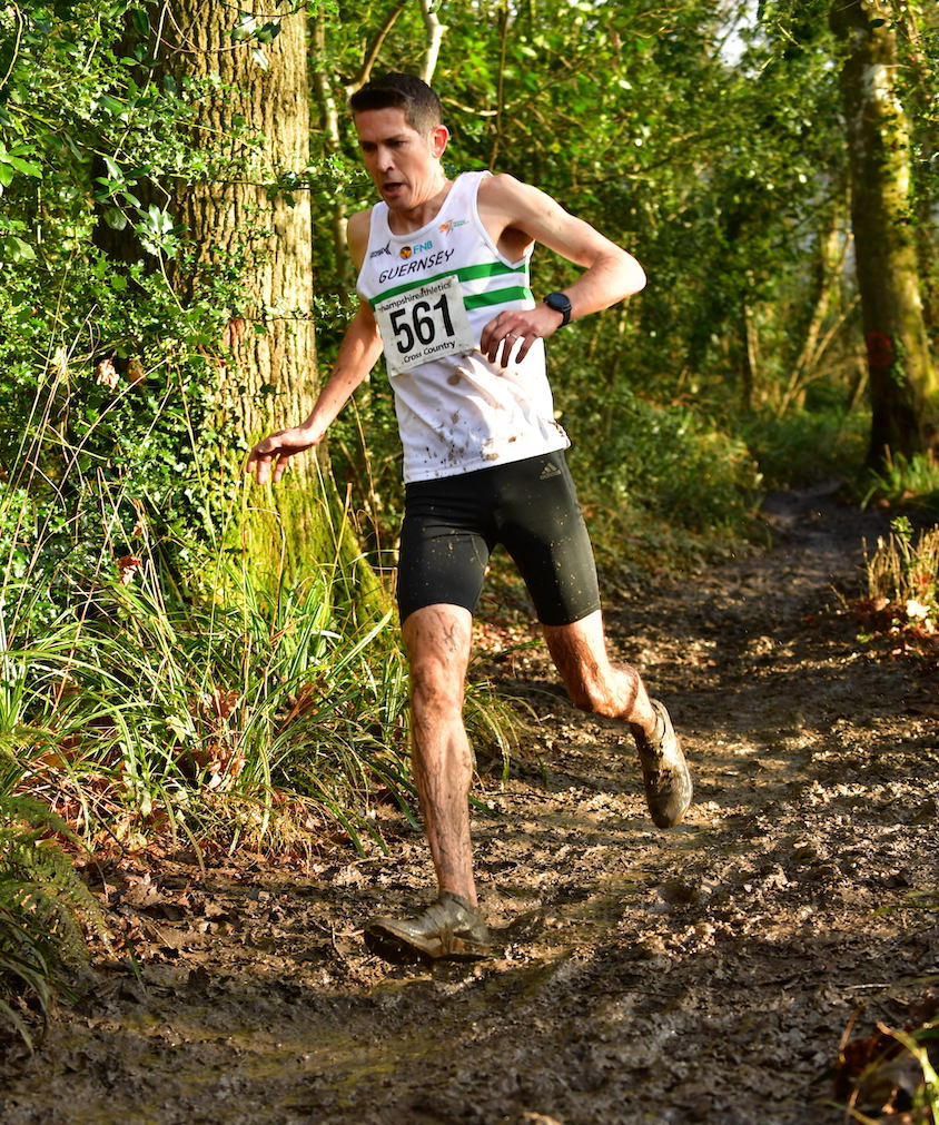 Lee_Merrien_Hampshire_Cross_Country_pic_by_Paul_Hammond.jpg