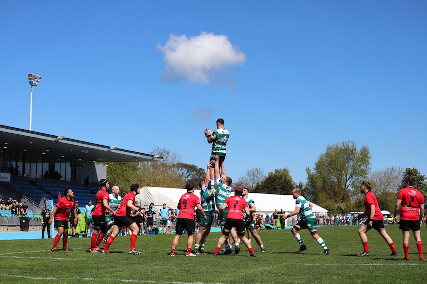 Fallaize_2024_Tom_Creed_takes_the_lineout.JPG