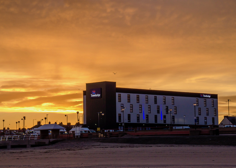 Rhyl_Seafront_Night_Shot.jpeg