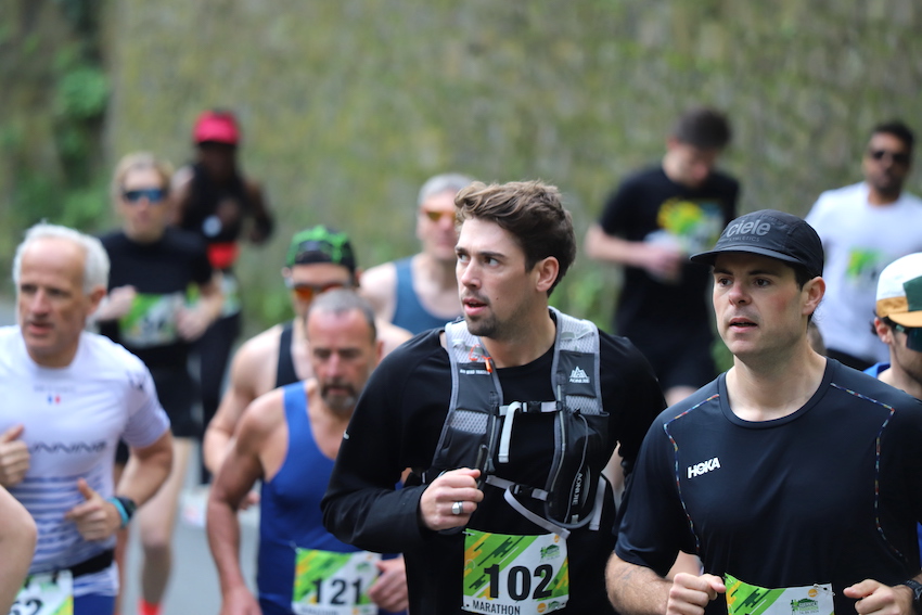 Guernsey_Marathon_2024_start_.JPG