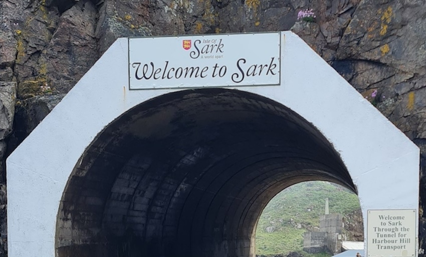 sark_harbour.jpg