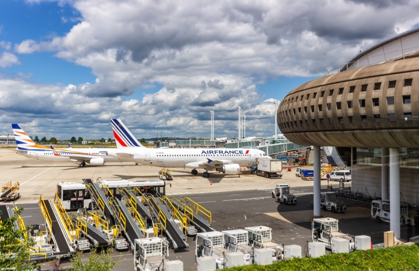 Charles_de_Gaulle_Paris_airport.jpg