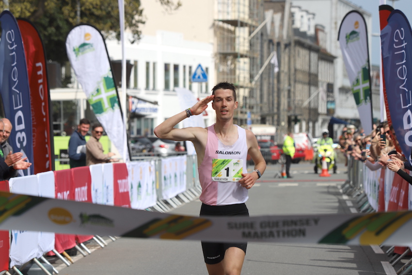 Guernsey_Marathon_2024_first_Guillaume_Ruel.JPG