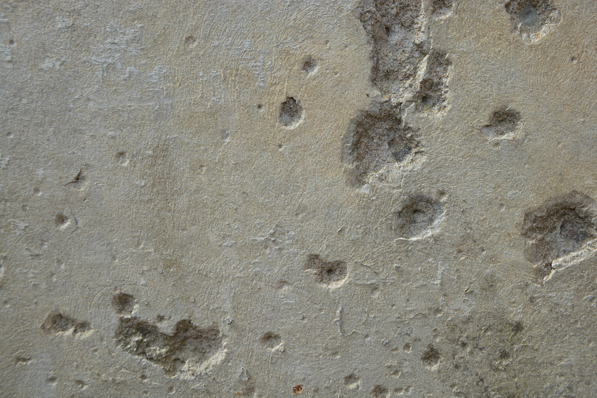 Bullet_Impact_Marks_Fort_Platte_Saline_Alderney.JPG