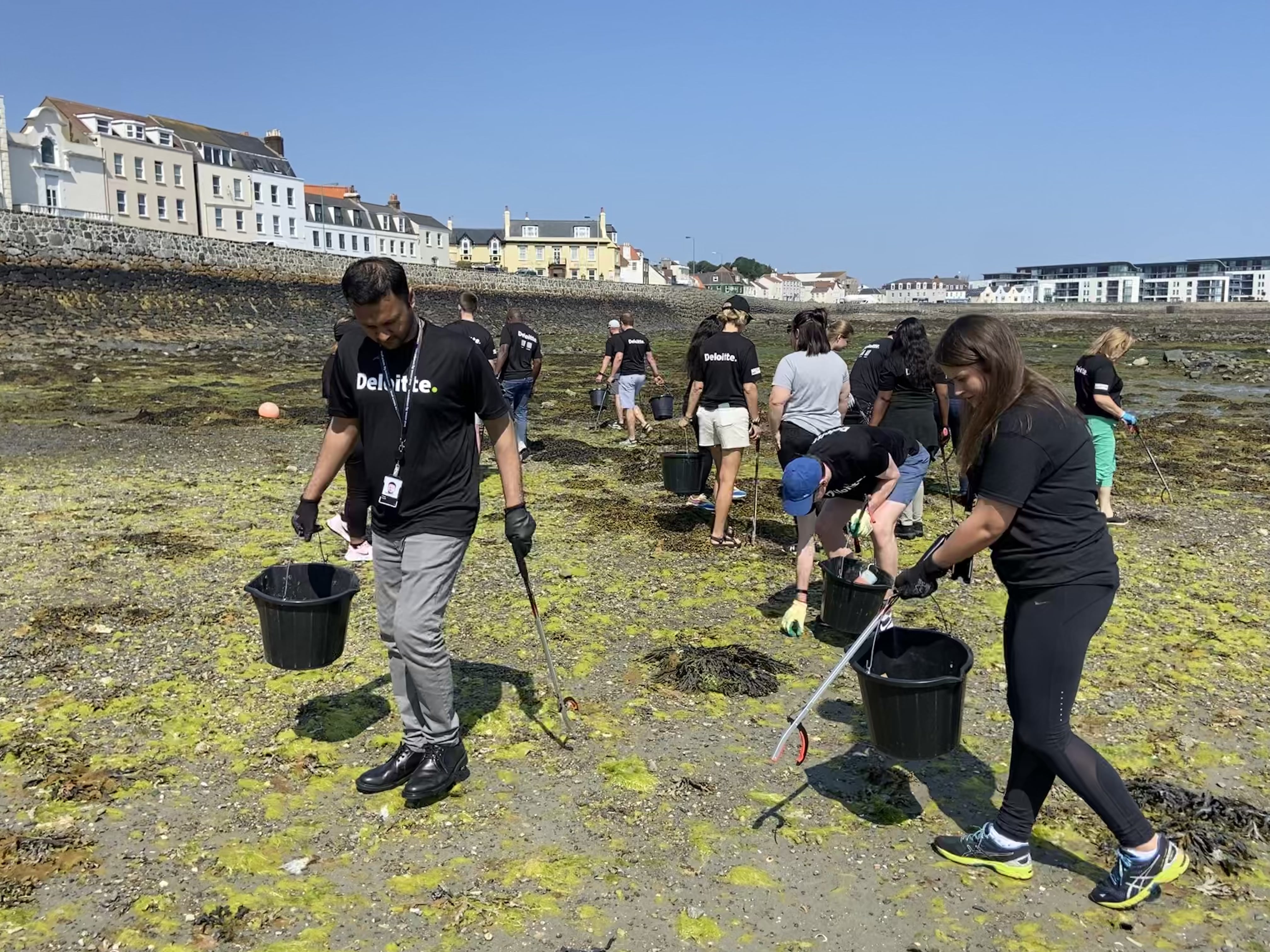 Deloitte_and_WDC_Guernsey_beach_clean_2.jpg