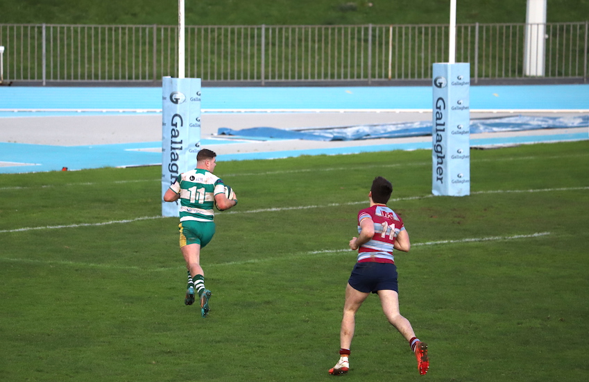 Guernsey_Raiders_v_Wimbledon_Ethan_Smith_on_his_way_to_the_final_try.JPG