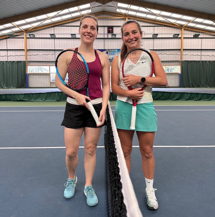 Jo_Dyer_and_Lauren_Barker_Ladies_Singles_Finalists.png