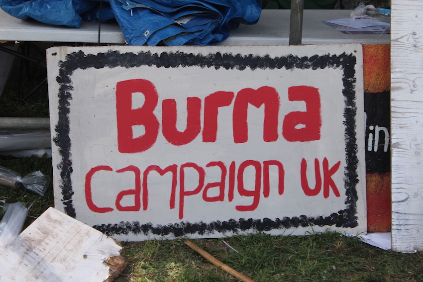 Burma_Campaign_sign_Vale_Earth_Fair.JPG