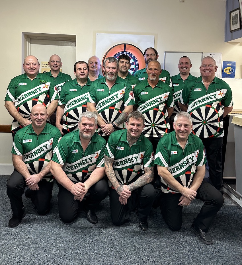 Guernsey_mens_darts_team_Isle_of_Man_tournament.jpeg