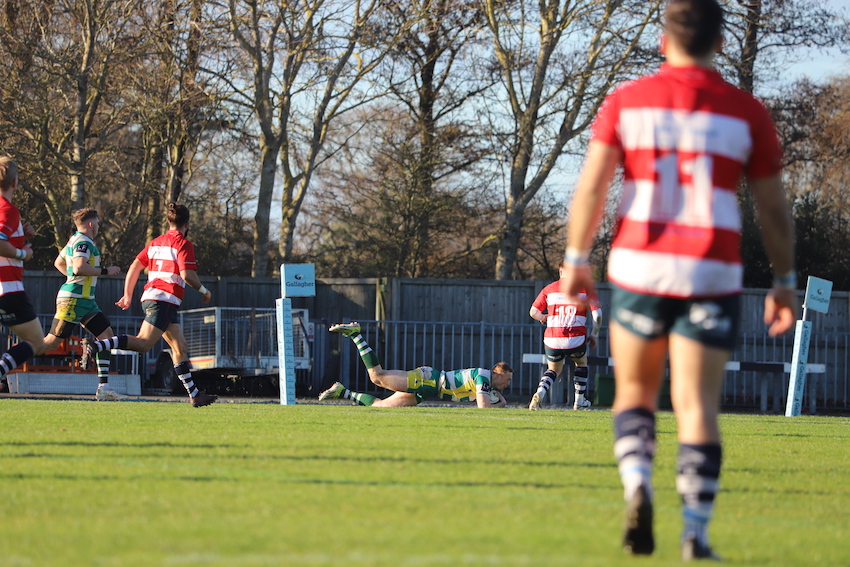 Guernsey_Raiders_V_Havant_Ant_Armstrong_try_first_half.JPG