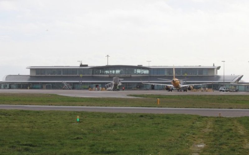 airport_runway.JPG