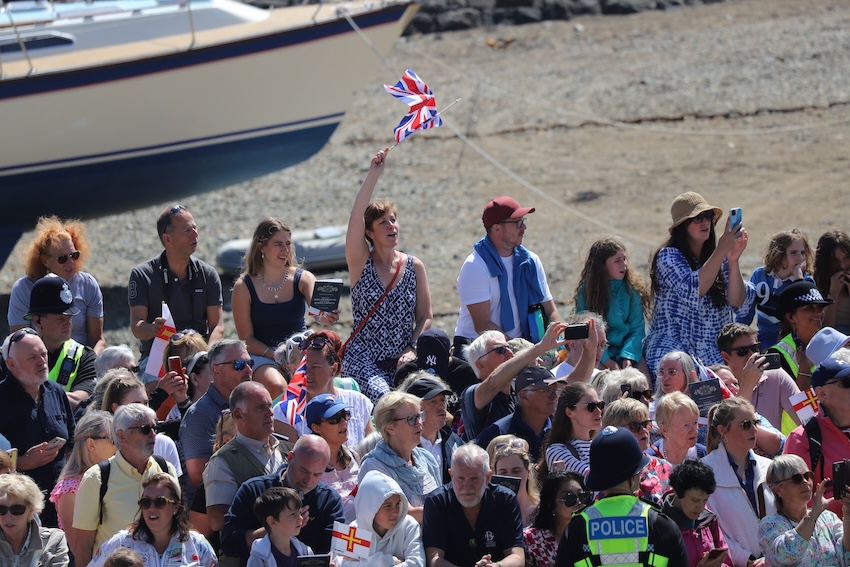 Royal_Visit_2024_waving_flag_crowd.JPG