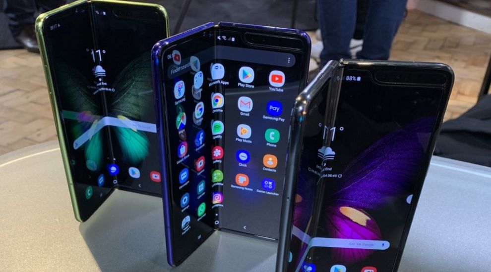 Samsung Galaxy Fold ‘ready’ for launch after screen issues