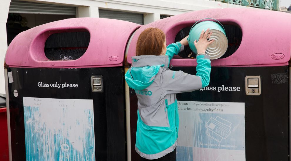 Deliveroo announces beach clean-up as it rolls out seaside deliveries