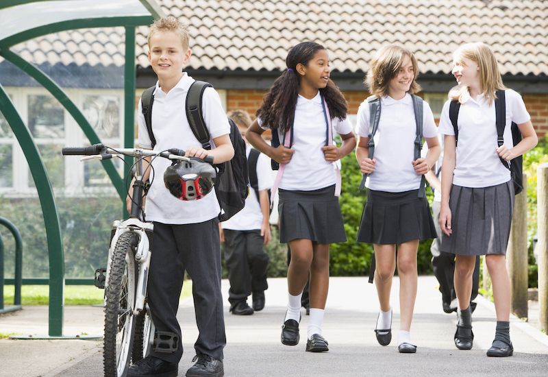 Let’s work together to make travelling to school healthy, environmentally friendly, safe and fun