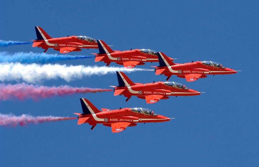 Red Arrows back for 2022 air display