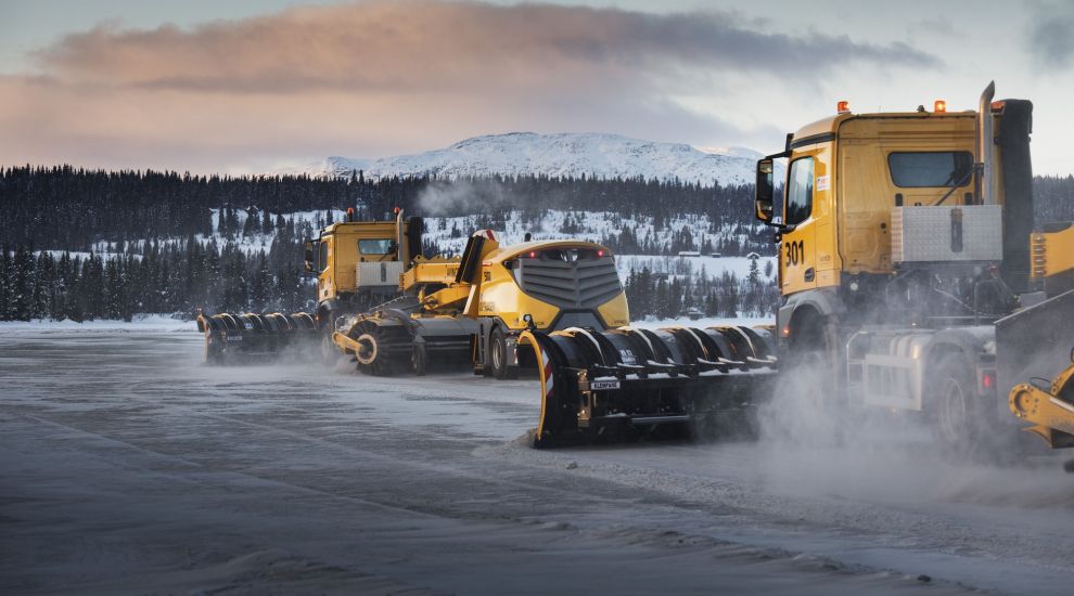 Self-driving snowploughs could save airport runways in snowy spells