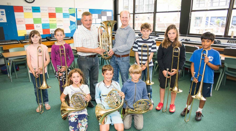 Young musicians get new instruments from community foundation
