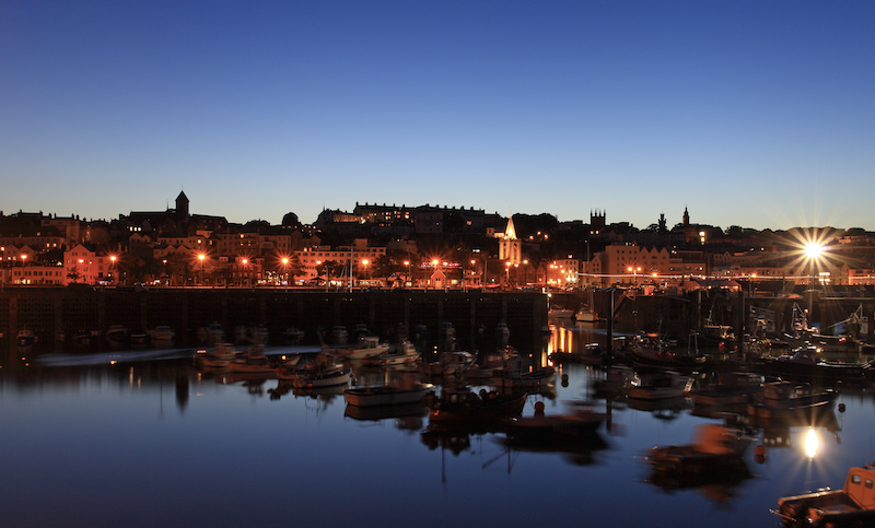 St Peter Port aims to reduce street light running costs with LEDs