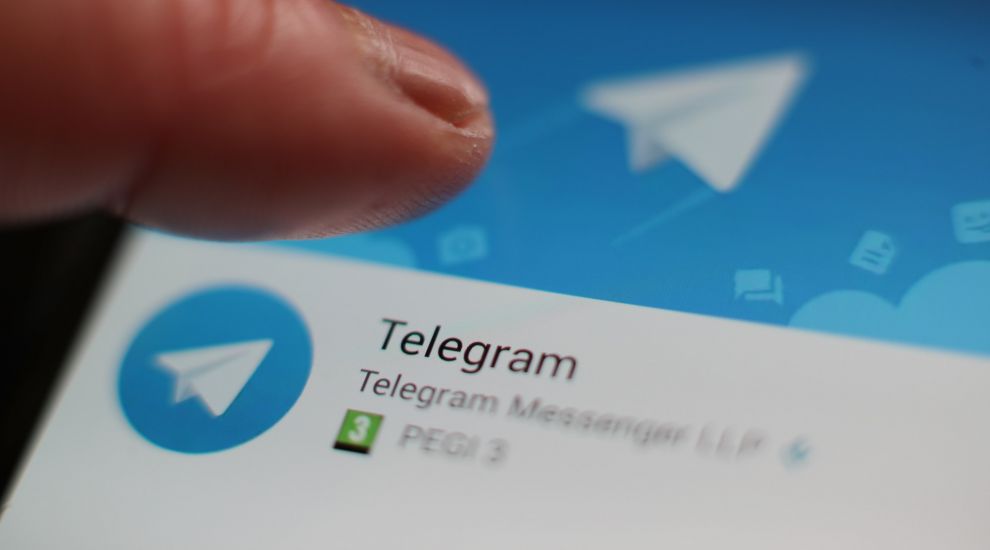 Russian court blocks Telegram messaging app in privacy row