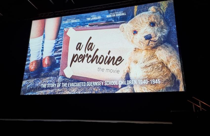 FILM REVIEW: A La Perchoine