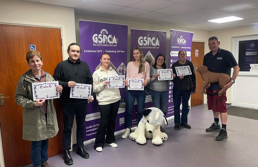 7 new Dog First Aiders and next Cat First Aid Tuesday 19th March 2024