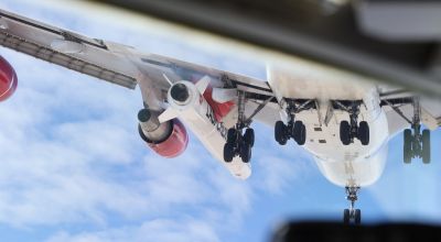 Plane carries rocket in Virgin Orbit captive carry flight test