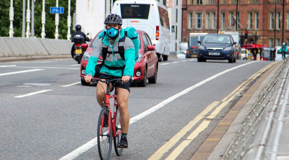 Deliveroo to hand out free air quality masks on Clean Air Day