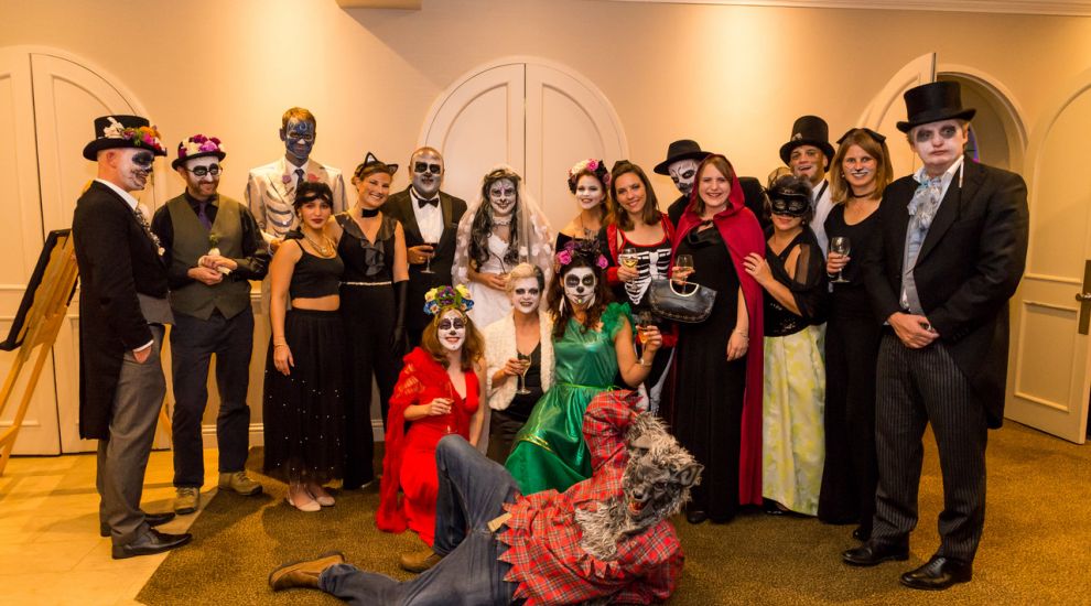 L’Horizon Beach Hotel & Spa raise over £1800 for RNLI at their Halloween ball