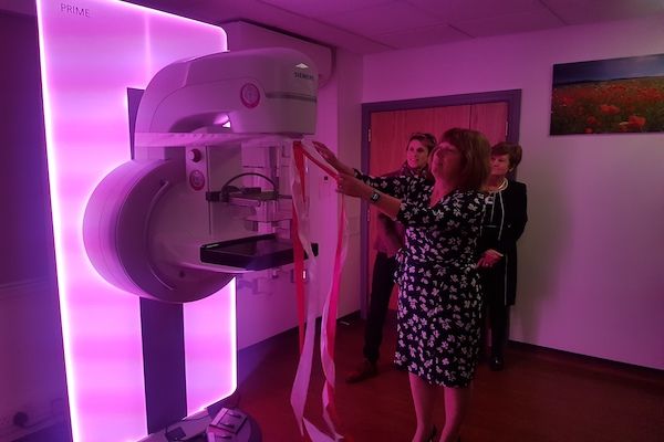 Thousands to benefit from new breast screening unit