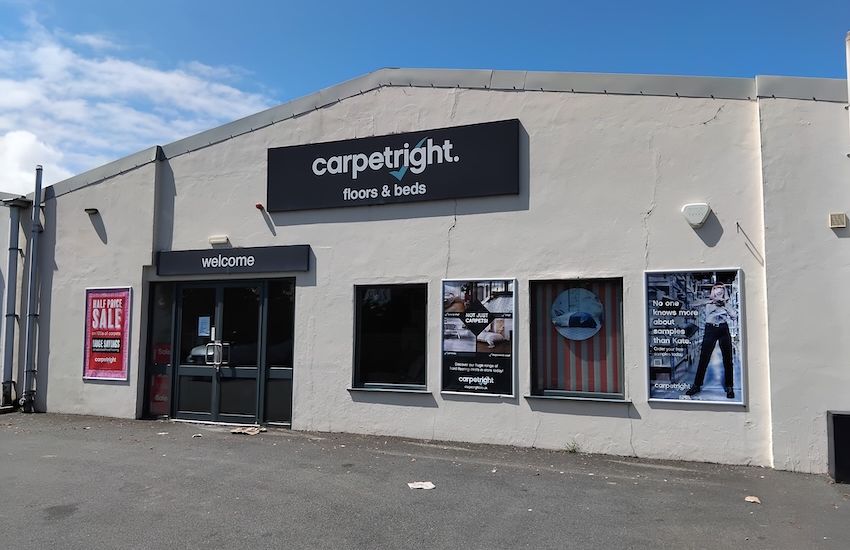 Carpetright closed