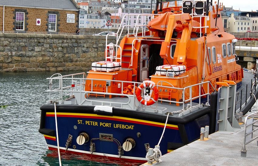 Two vessels in distress see Lifeboats launched