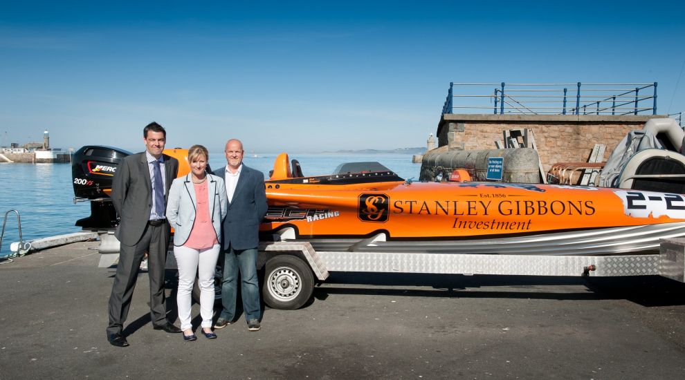 Stanley Gibbons to sponsor the 2015 Guernsey Power Boat Series