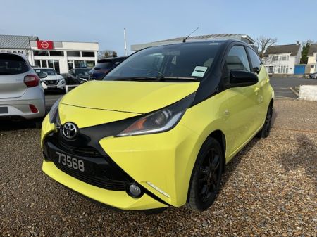 Toyota Aygo x-cite 3 5dr MM bi-tone 