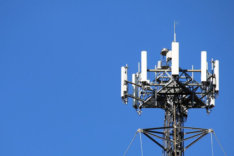 Phone mast radiation is all at safe levels