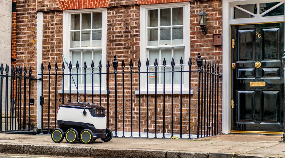 Autonomous robot firm Starship Technologies to launch 1,000 delivery bots