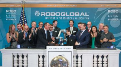 Robot rings the closing bell at New York Stock Exchange