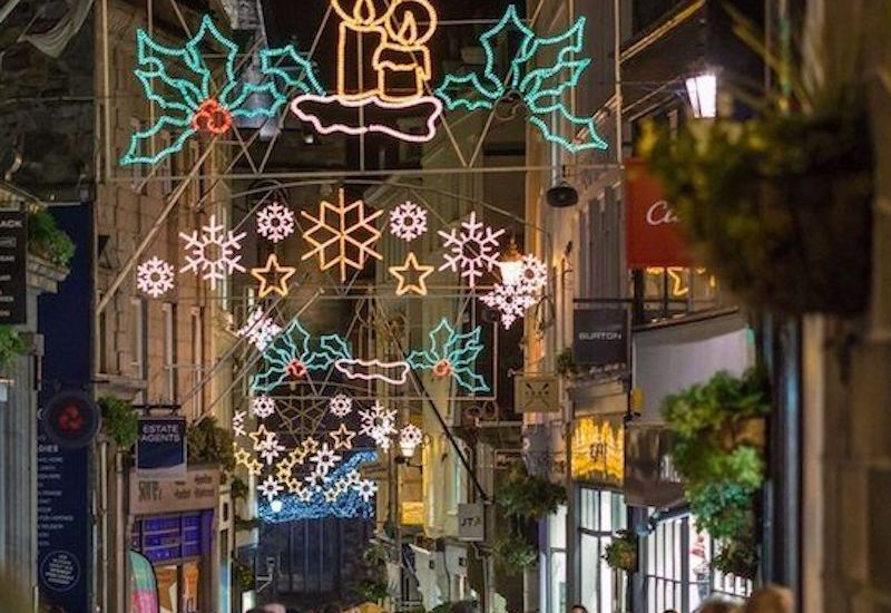 Town driving restrictions relaxed for Christmas lights