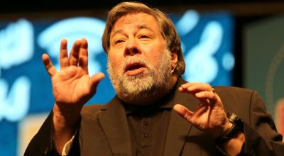 Apple co-founder Steve Wozniak quitting Facebook