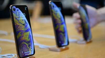 Apple rolls out software update to fix charging issues on iPhone XS