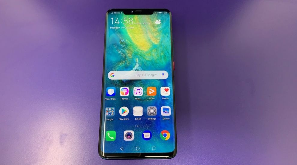 Huawei unveils iPhone-challenging Mate 20 smartphones