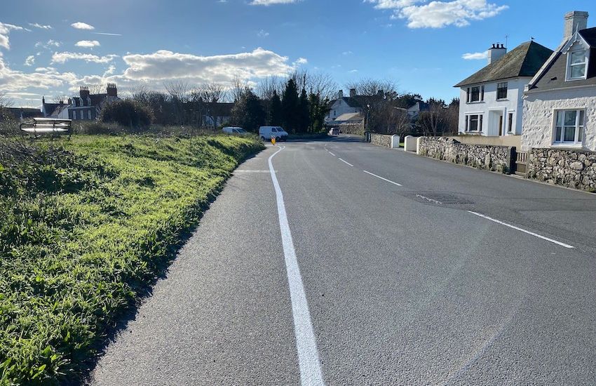 New pathway painted on Rue des Bordeaux