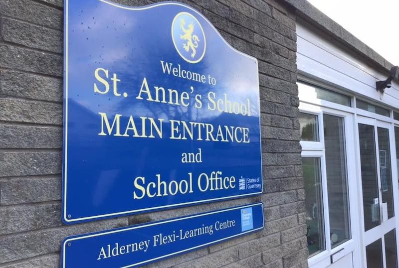 Alderney school bus service cancelled due to ‘on-going poor behaviour’