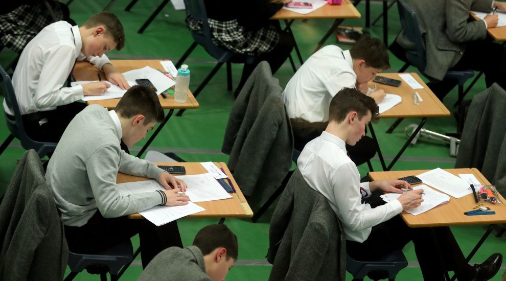 Pen and paper exams should be scrapped by 2025, report suggests