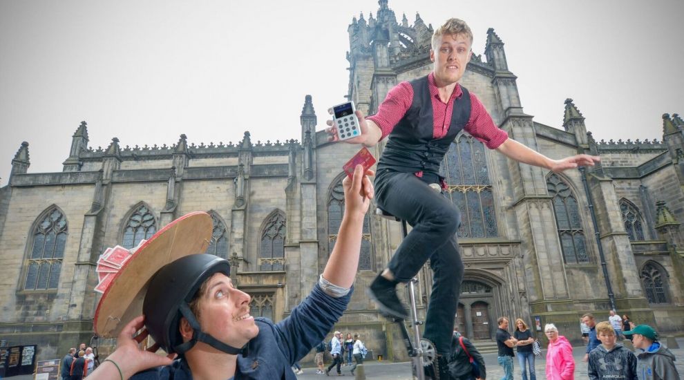 Edinburgh Fringe to have contactless technology to tip street performers