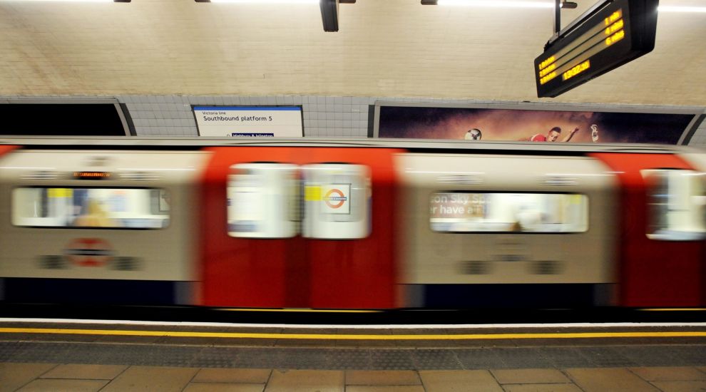 All Tube passengers to get 4G reception by mid-2020s, transport bosses say