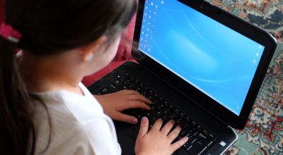 Children’s online time should be public health issue, says report