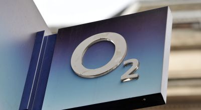 O2 investigating network outage