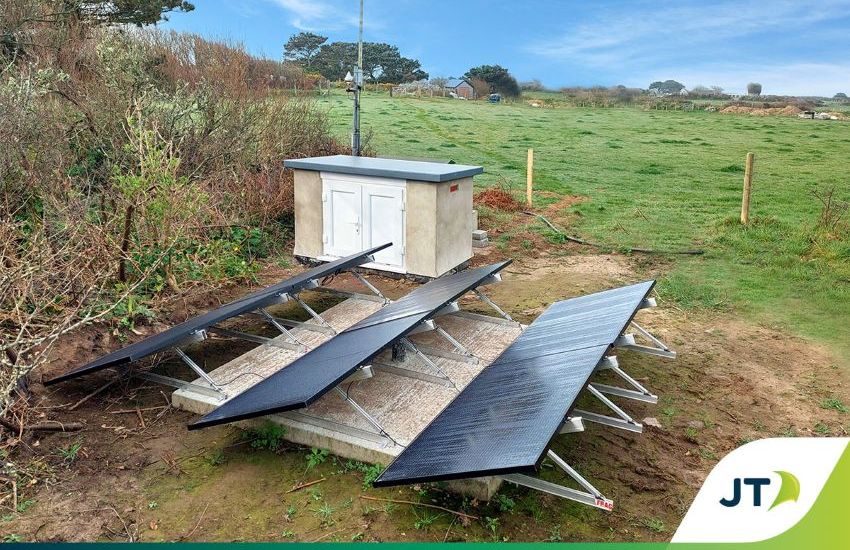 Little Sark in solar telecoms trial